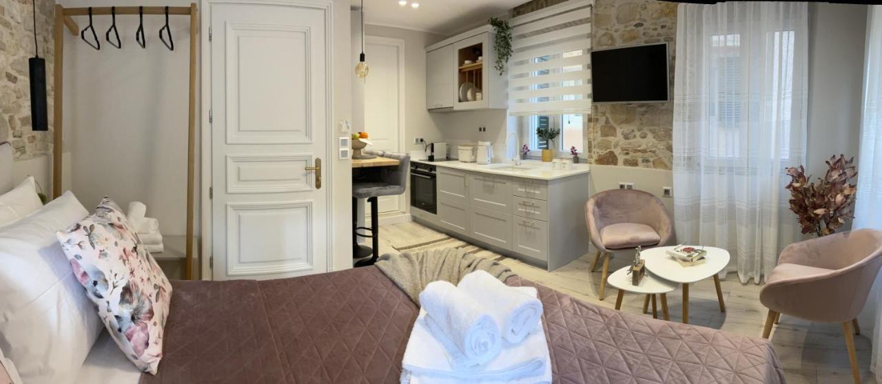 Biscoutsis Old Town Studio Corfu  Екстериор снимка